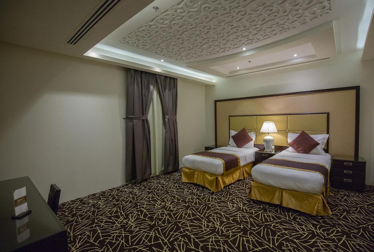Rest Night Serviced Apartments- Alhamra Riade Exterior foto Deluxe Room